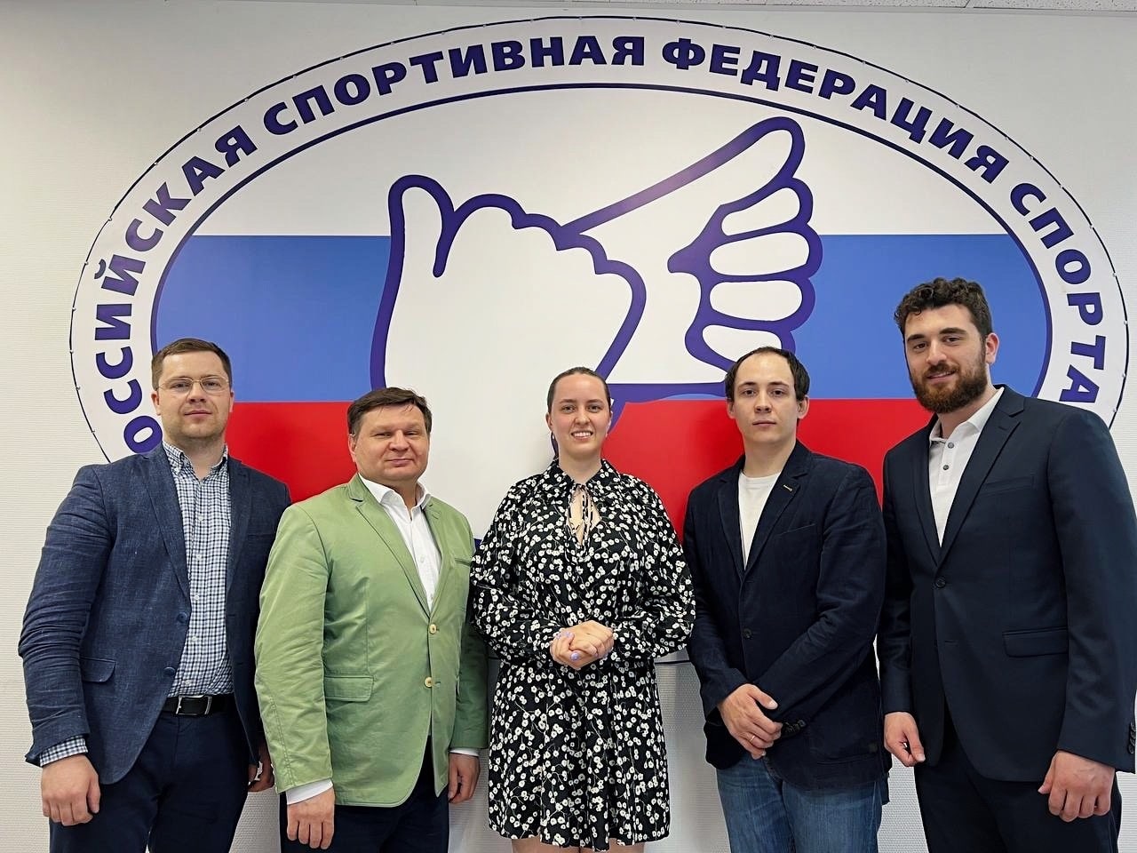 Группа глухонемых. Будущее общественных организаций в России. Ансамбль глухих.
